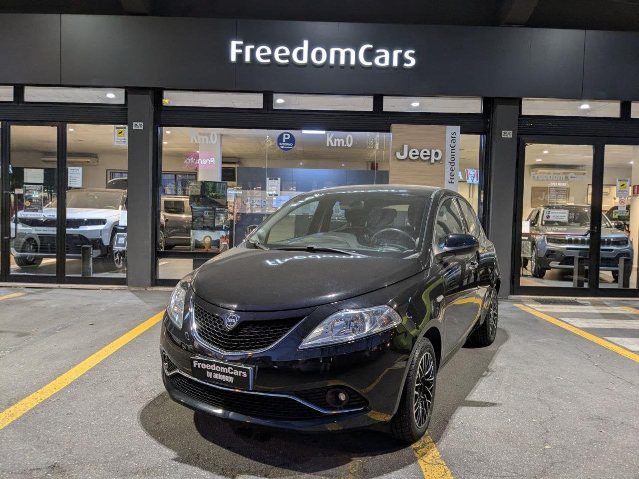 Lancia Ypsilon 1.2 69 CV 5 Porte Gold - foto 2
