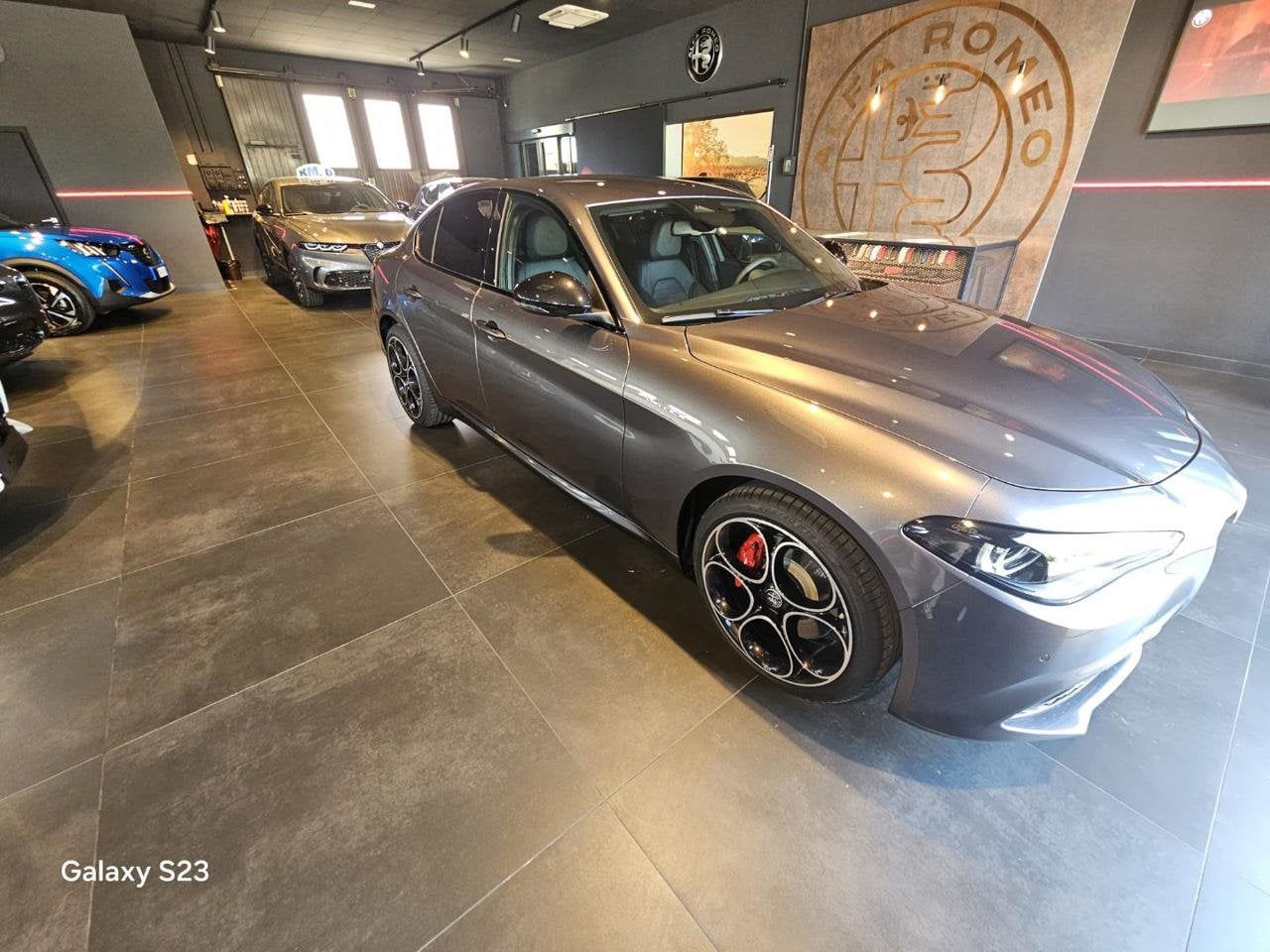 Alfa Romeo Giulia 2.2 Turbodiesel 210 CV AT8 AWD Q4 Veloce - foto 3