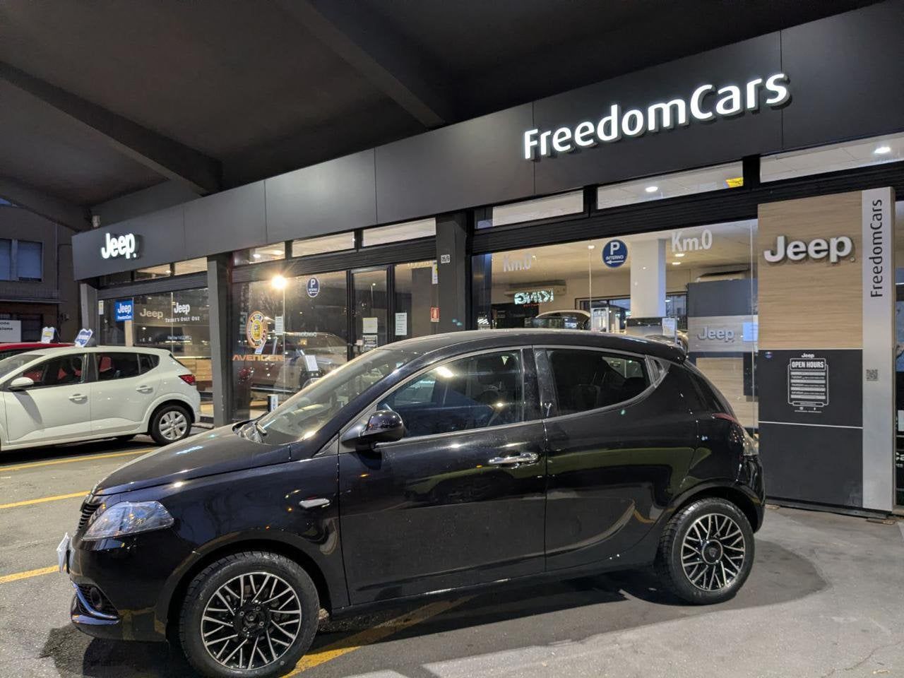 Lancia Ypsilon 1.2 69 CV 5 Porte Gold - foto 4