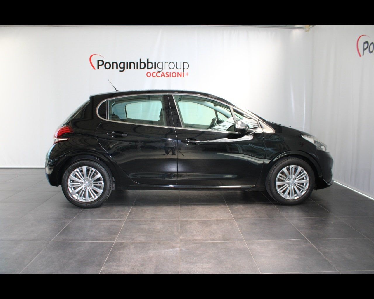 Peugeot 208 I 2015 1.2 Puretech Allure S&s 82cv 5p Neopatentati - foto 4